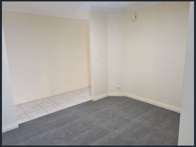 101 Healy Road, Hamilton Hill