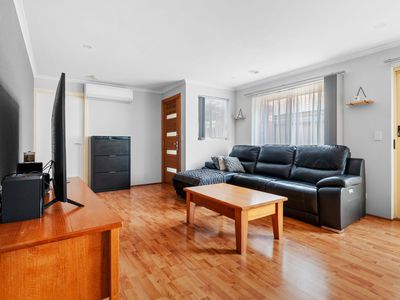 1 / 21 Wenlock Avenue , Altona Meadows