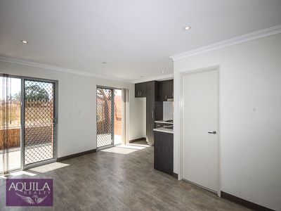 3 / 6 Sampson Close, Midland