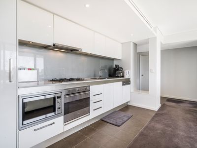 805 / 19 THE CIRCUS, Burswood