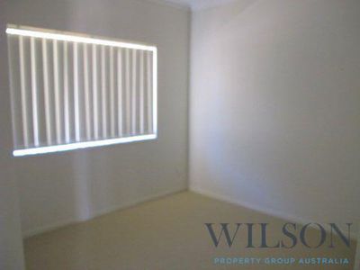 21 Hilltop Terrace, Springfield Lakes