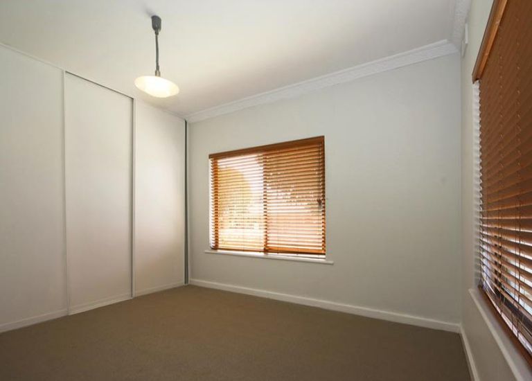 34 Merriton Avenue, St Marys