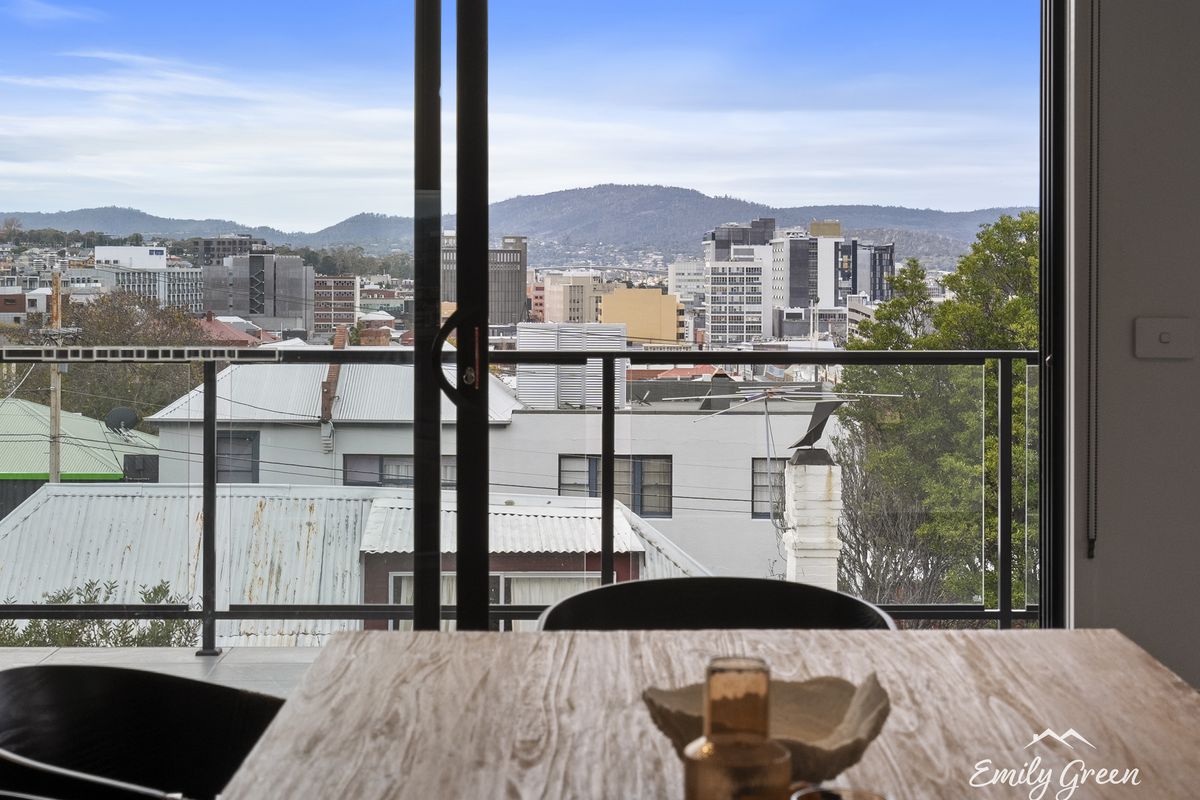 1 / 72A Molle Street, Hobart