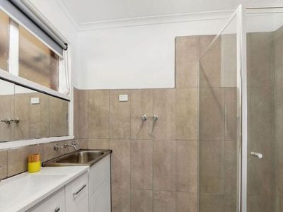 3 / 4 Smart Street, Sunshine West