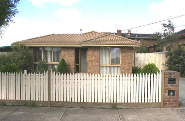 37 Medway road, Craigieburn