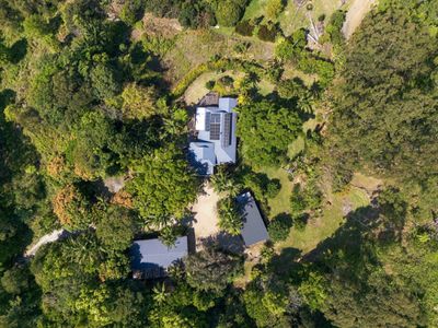 189 Coopers Lane West, Main Arm