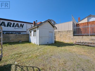 35 Macedonia Street, Naval Base