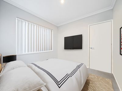 28 Syndicate Link, Lake Coogee