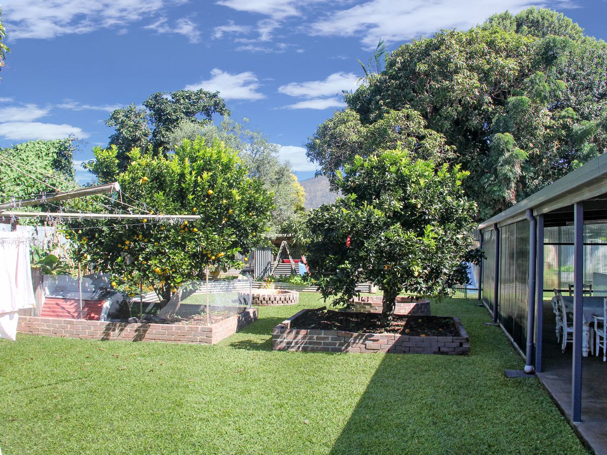34 Solar Crescent, Atherton