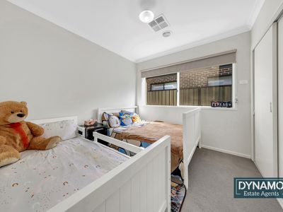 50 Peppertree Parade, Craigieburn