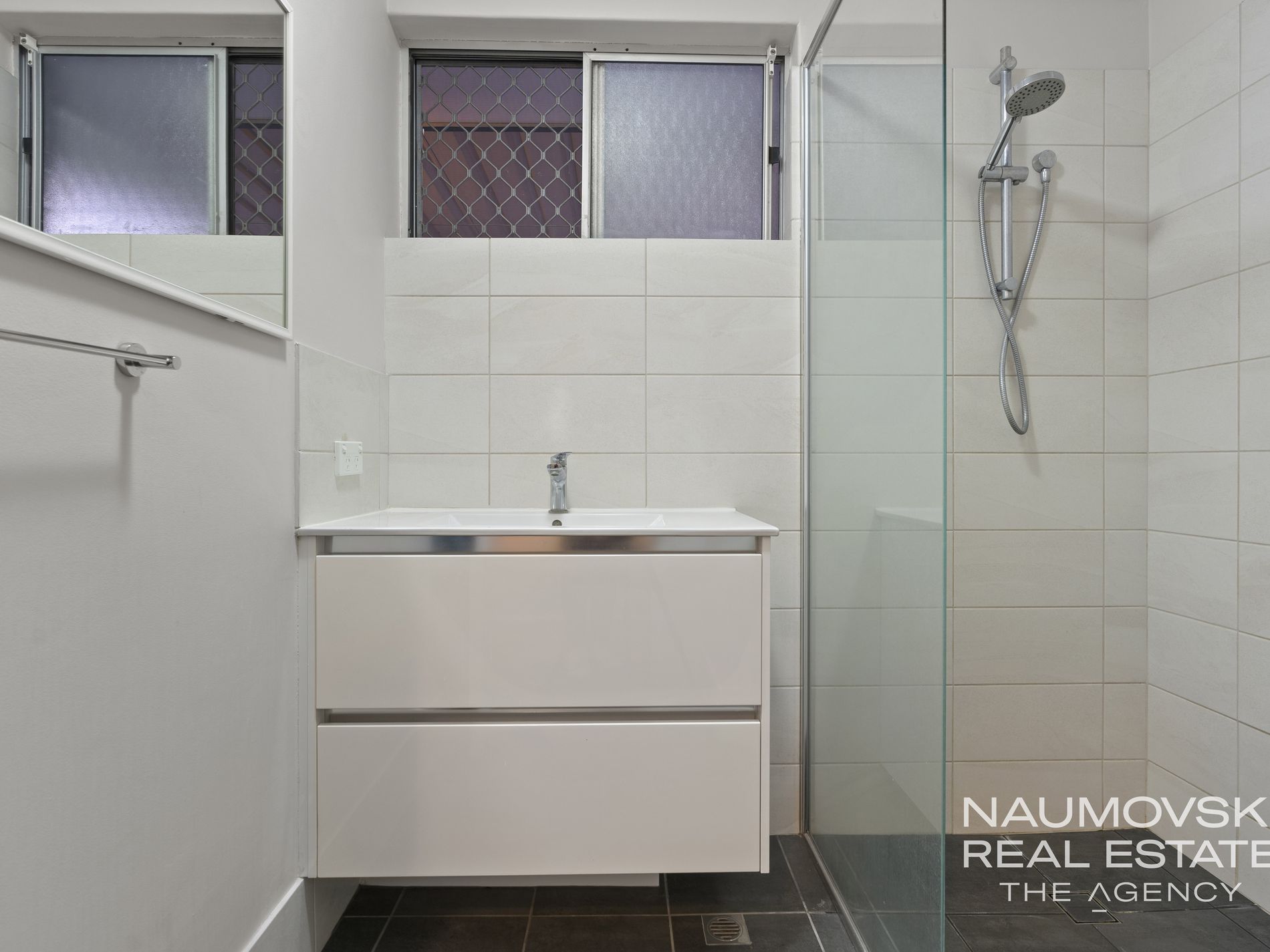 44 Harris Way, Westminster