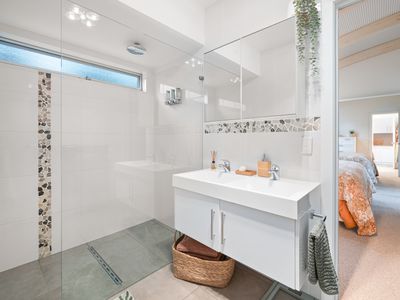 3 & 3A  Beach Road , Beachport