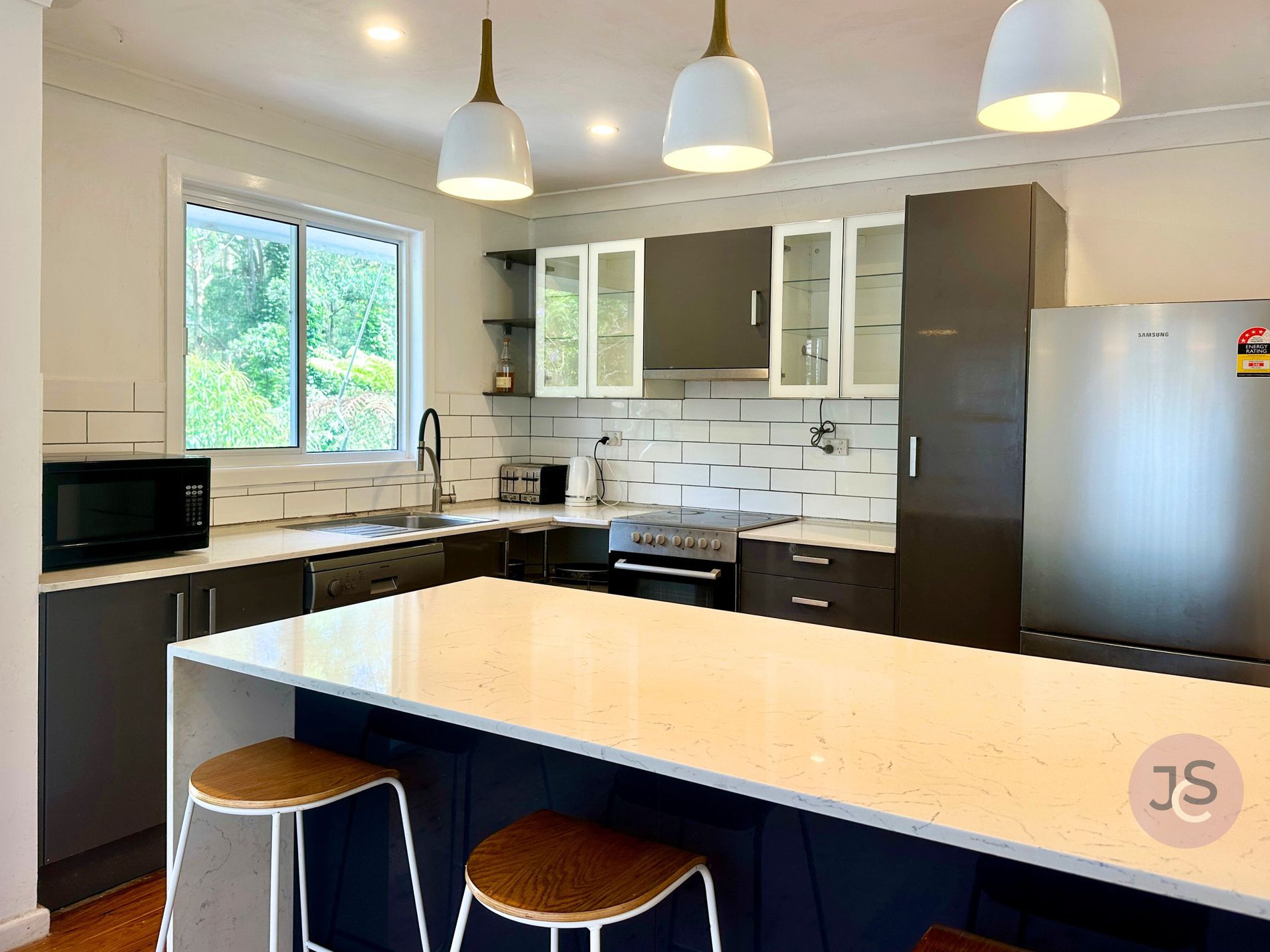 27 CAMBRIDGE DRIVE, Garden Suburb