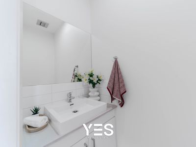 1 / 13 Rhodes Parade, Pascoe Vale