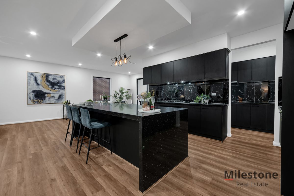 11 Carcoola Rise, Clyde North