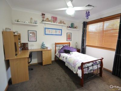 16 Mackay Drive, Dubbo
