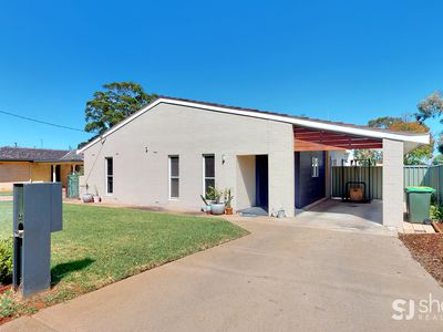 31 Brigalow Avenue, Dubbo
