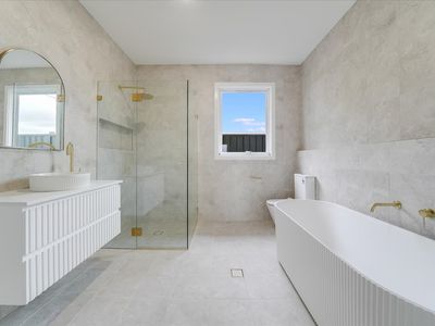 29 Burton Drive, Tahmoor