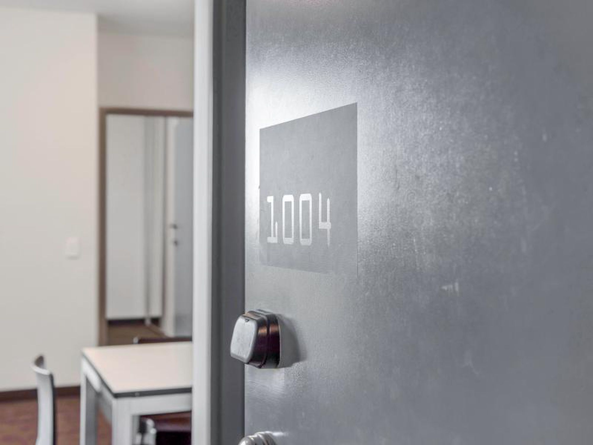 1004 / 15 Synagogue Place, Adelaide