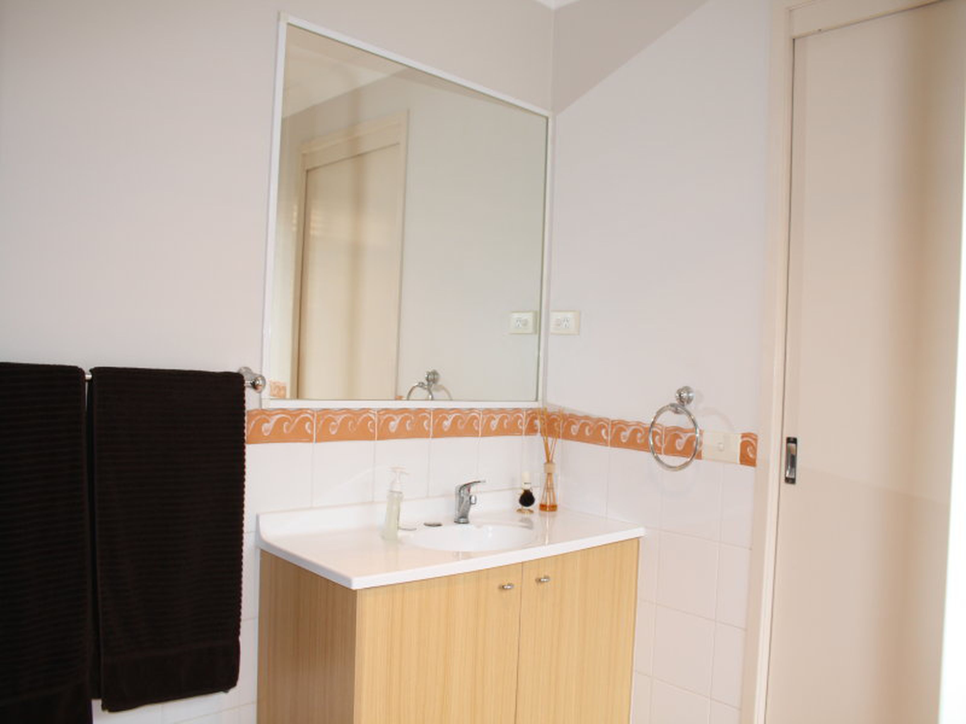 4 Linara Circuit, GLENMORE PARK