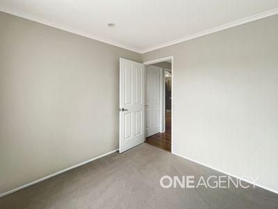 10 Peak Ave, North Nowra