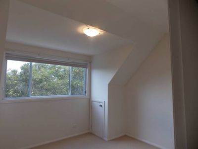 1 / 5 King Street, Ourimbah