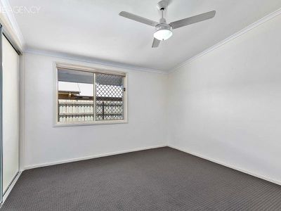 10 Senorita Parade, Urangan