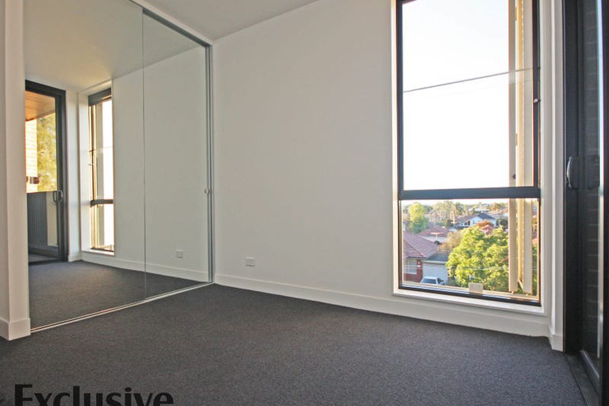 A325 / 3 McKinnon Avenue, Five Dock
