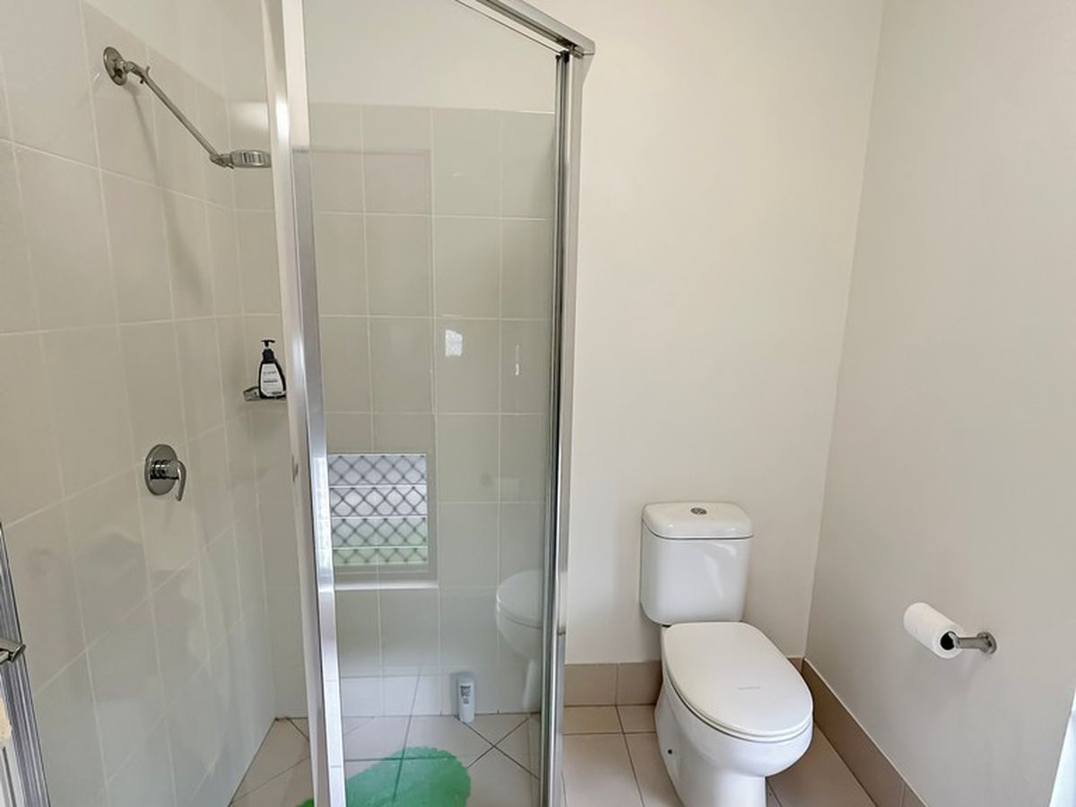 1 / 4 Mazlin Street, Atherton