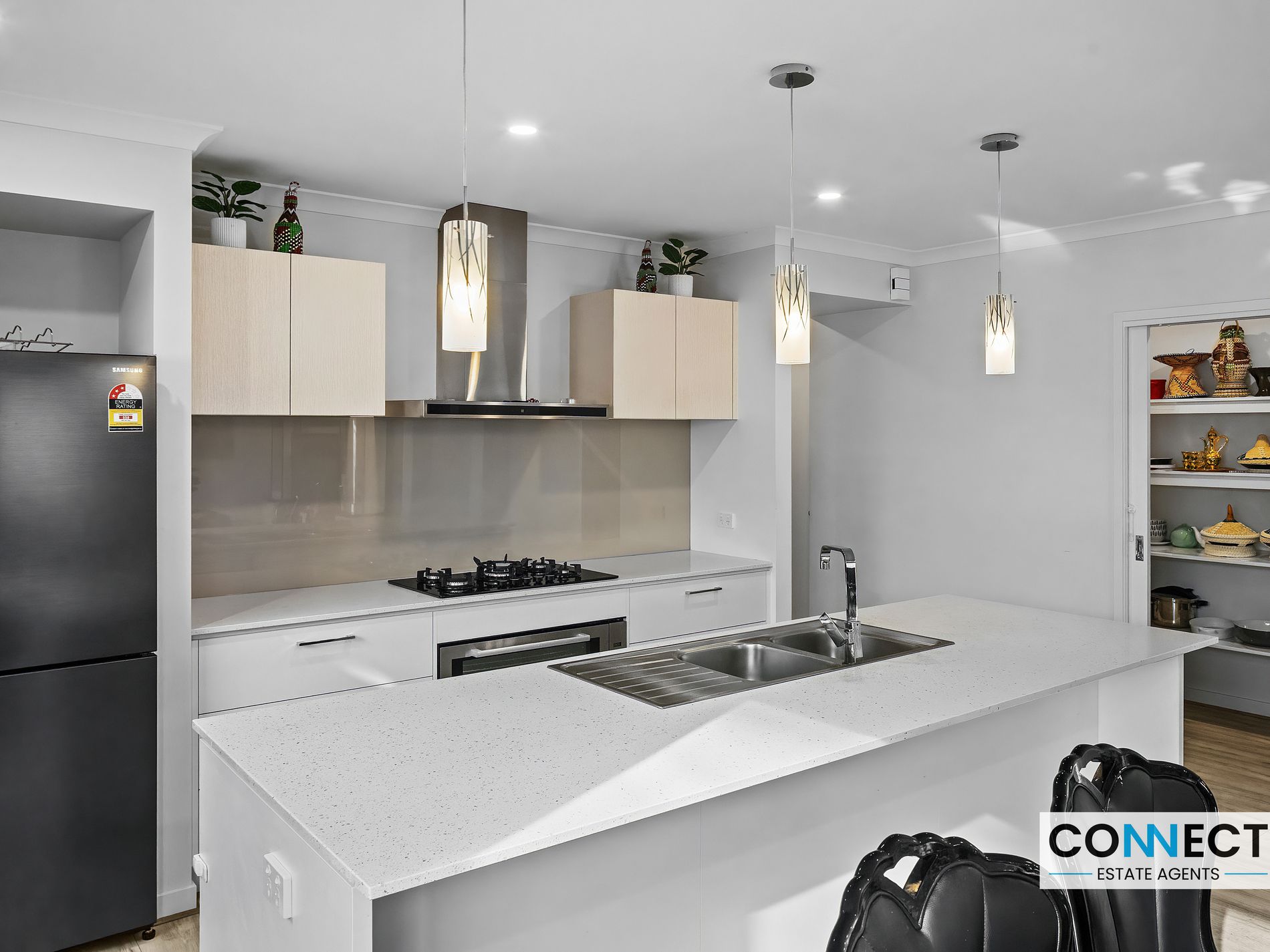 21 Dewhurst Circuit, Cranbourne East