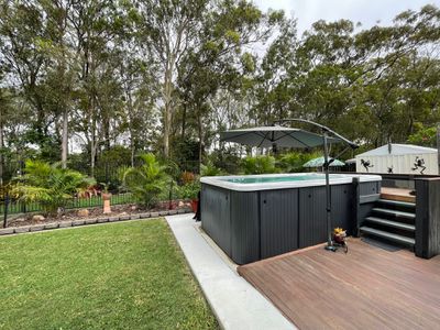 8 Earls Court, Point Vernon