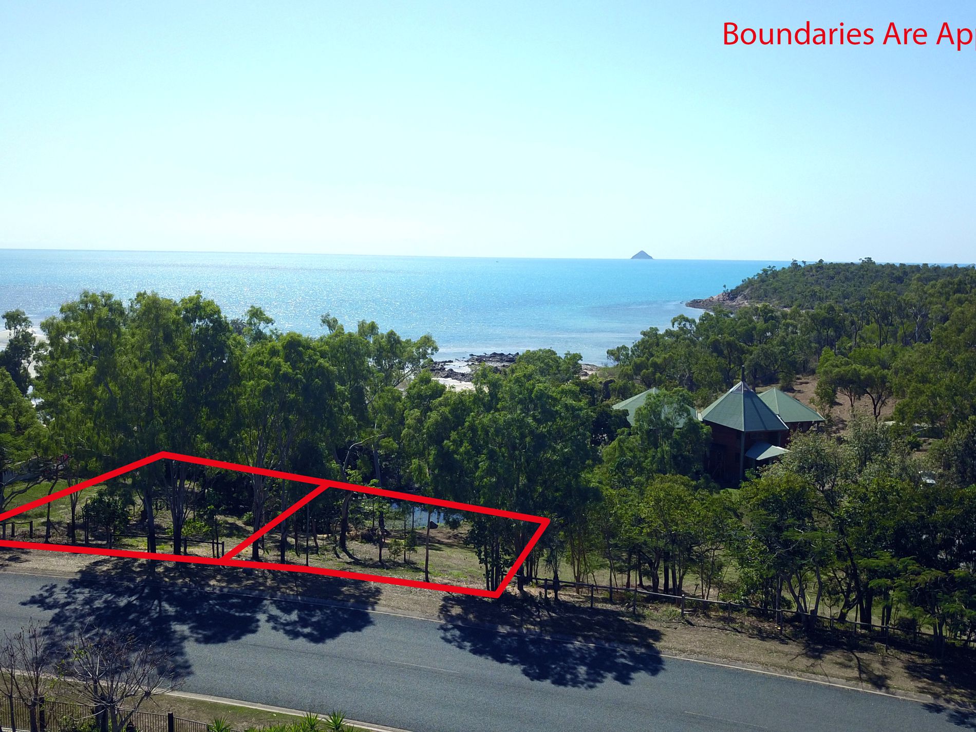 8 Gloucester Avenue, Hideaway Bay