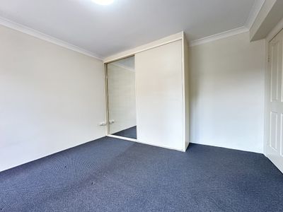 9/181 Hawkesbury Road, Westmead