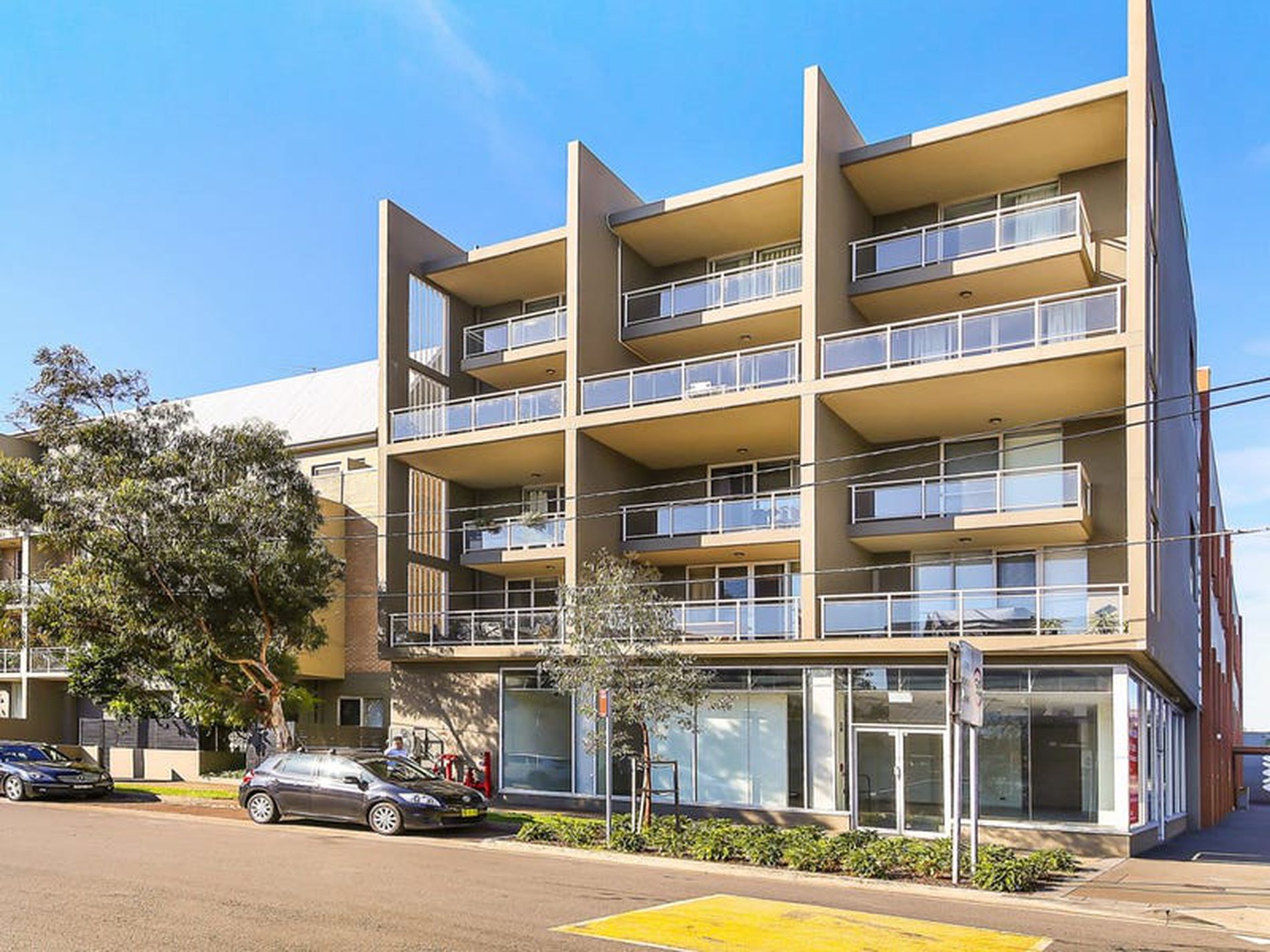 19 / 4 Gillespie Avenue, Alexandria