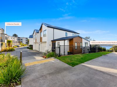 4 Marine Parade, Hobsonville