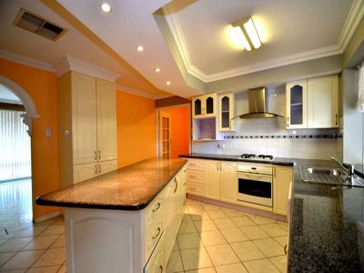 7 Bywood Way, Lynwood