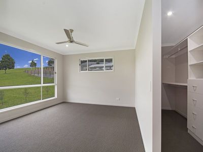 18 Snowwood Avenue, Maleny