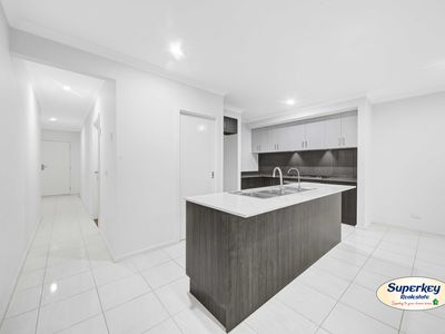 10 Yarlington Road, Tarneit