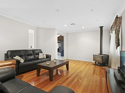 12 Dilston Close, West Hoxton