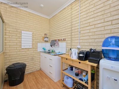 1/7 Davison Road, Cockburn Central