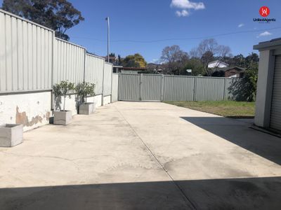 28 Coonawarra Street, Edensor Park