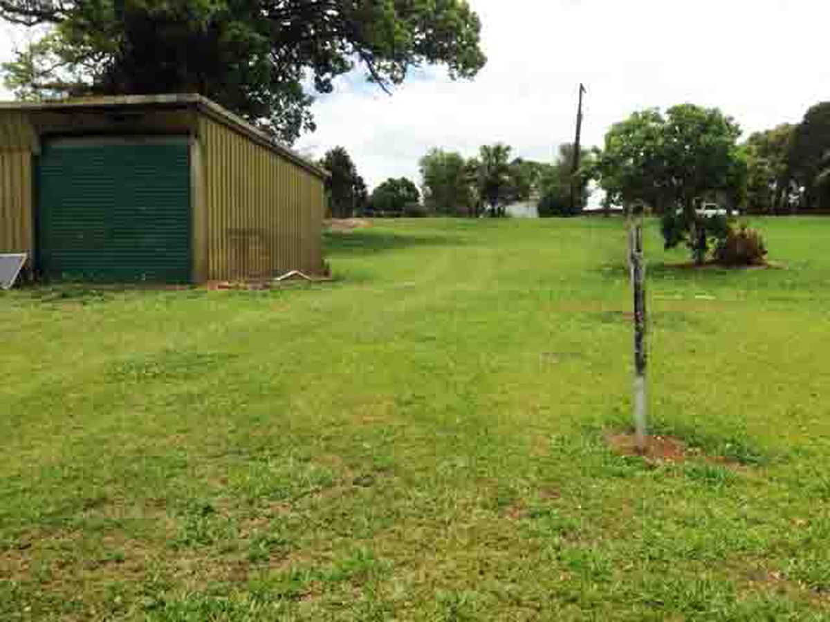 2 WATTLE STREET, Millaa Millaa