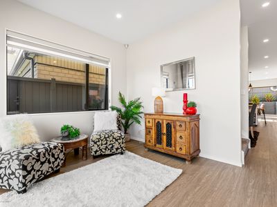 6 Hiki Street, Hobsonville