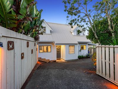 8a Aplin Place, Birkdale