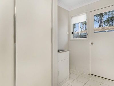 14 Hilltop Crescent, Flagstone