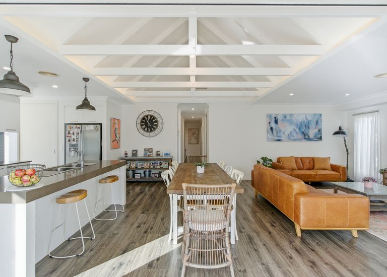 18 Atlantis Avenue, Portland