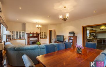 10 Sugarloaf Road, Beaconsfield Upper