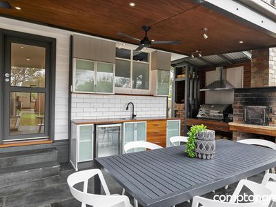 14 Elizabeth St, Newport