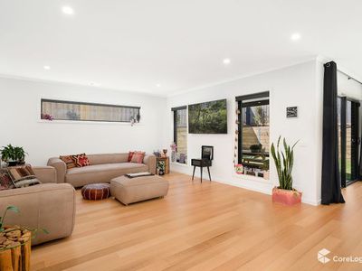 9 Narrawong Avenue, Highton