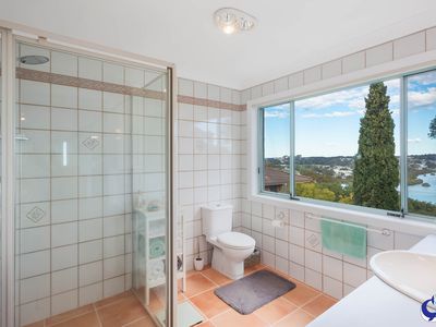 29 Hillcrest Avenue, North Narooma
